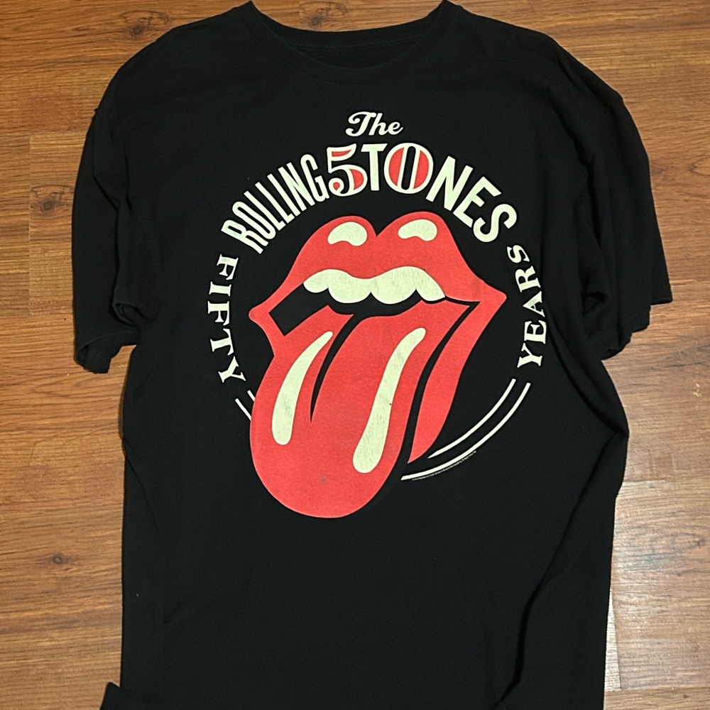 Vintage Rolling Stones Black and Red Men's Shirt